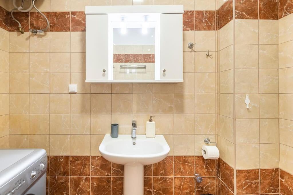 Corfu Downtown Apartment *